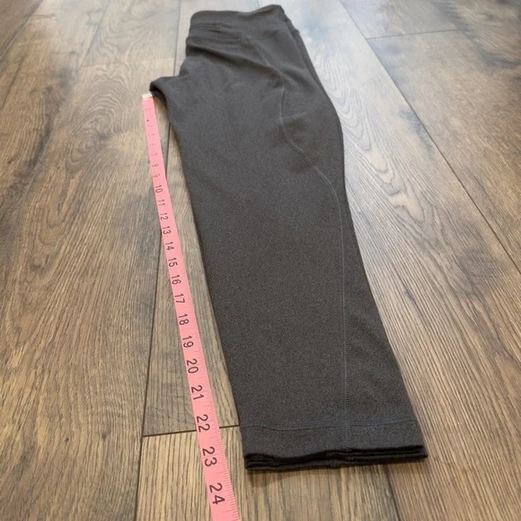 Vineyard Vines Women’s Solid Heather Performance Leggings Size Small - Picture 9 of 9